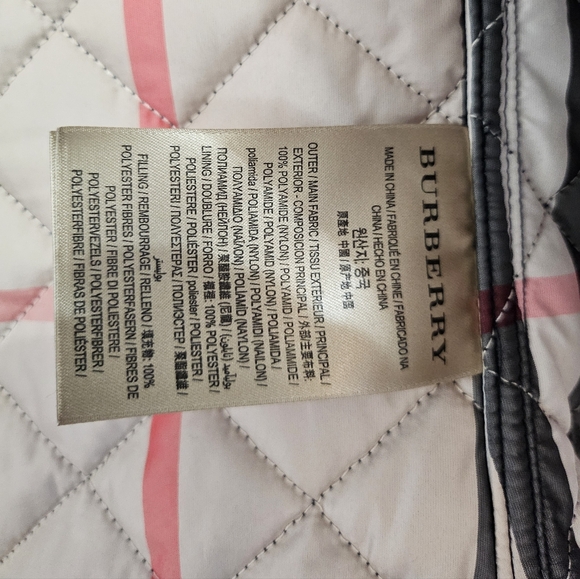 Burberry - Picture 7 of 9